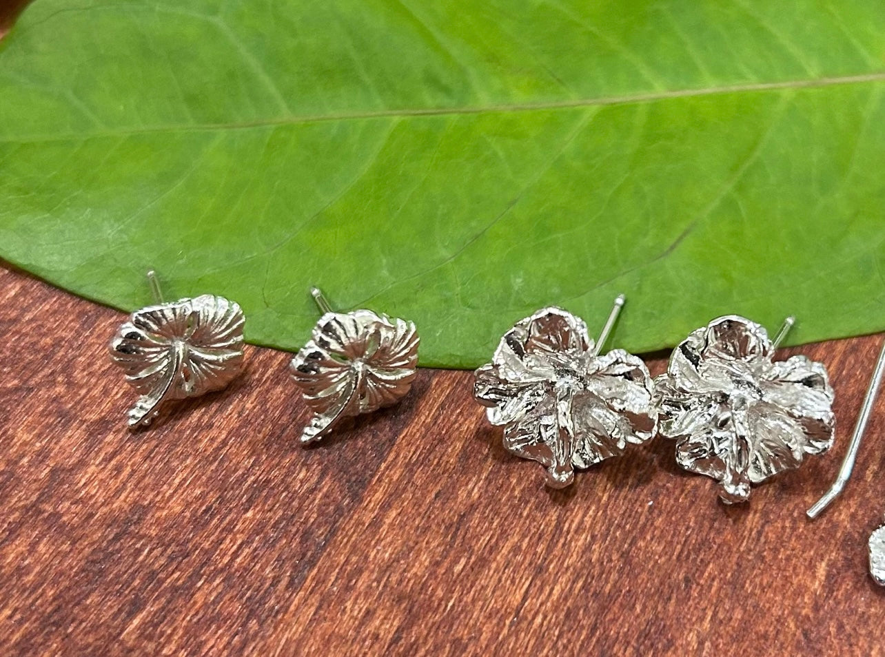 Hibiscus Earrings/Studs