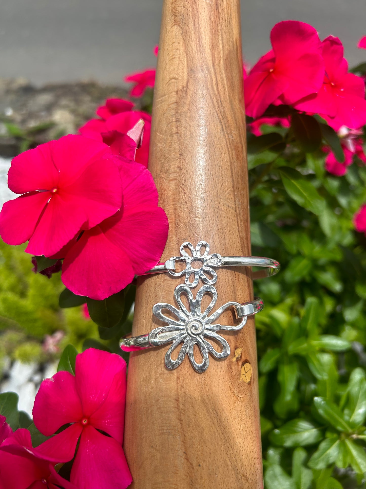 Kool Flower Bracelet