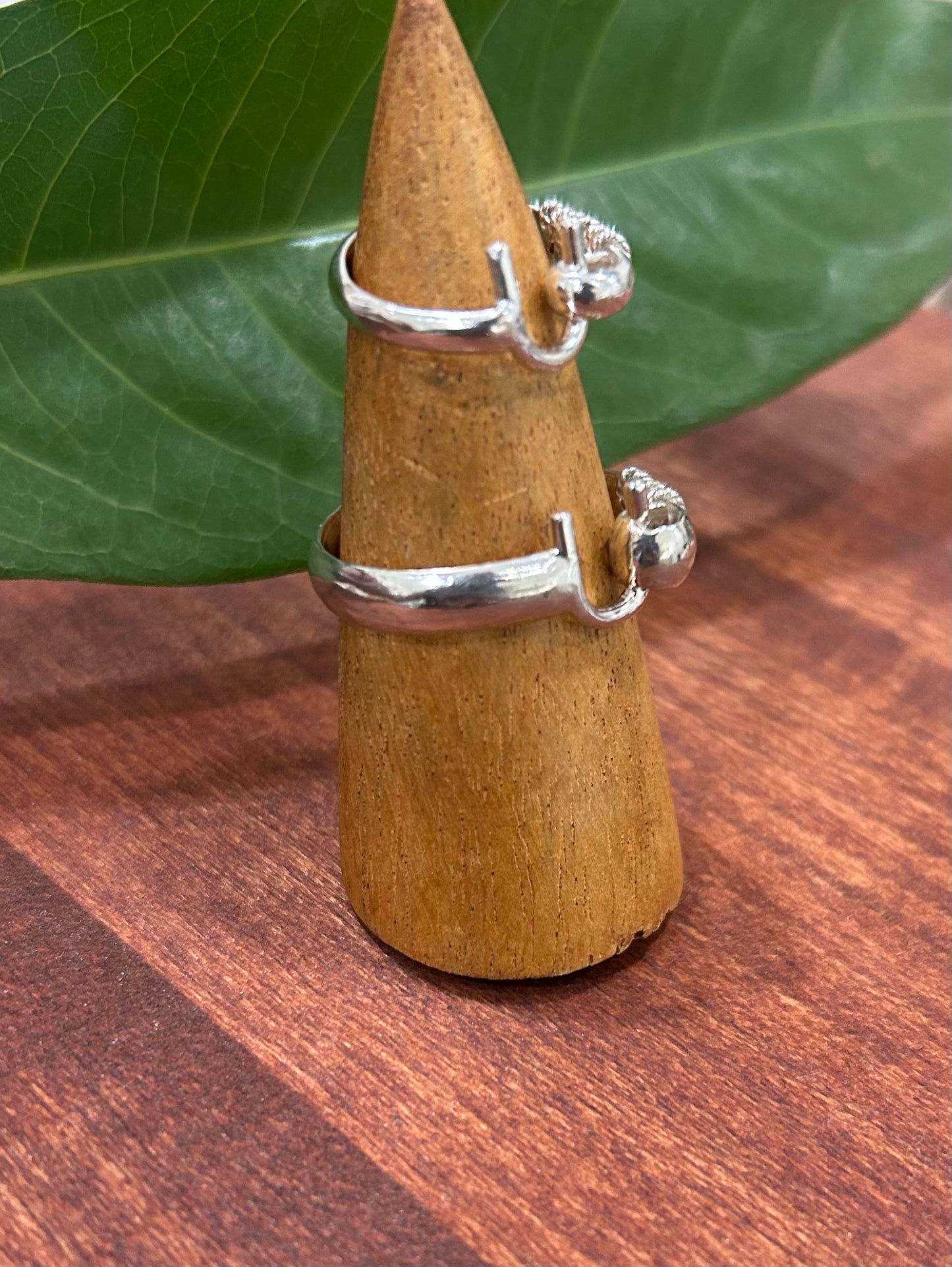 Crucian Hook Ring