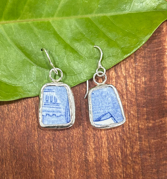 Periwinkle Castle Chaney Earrings
