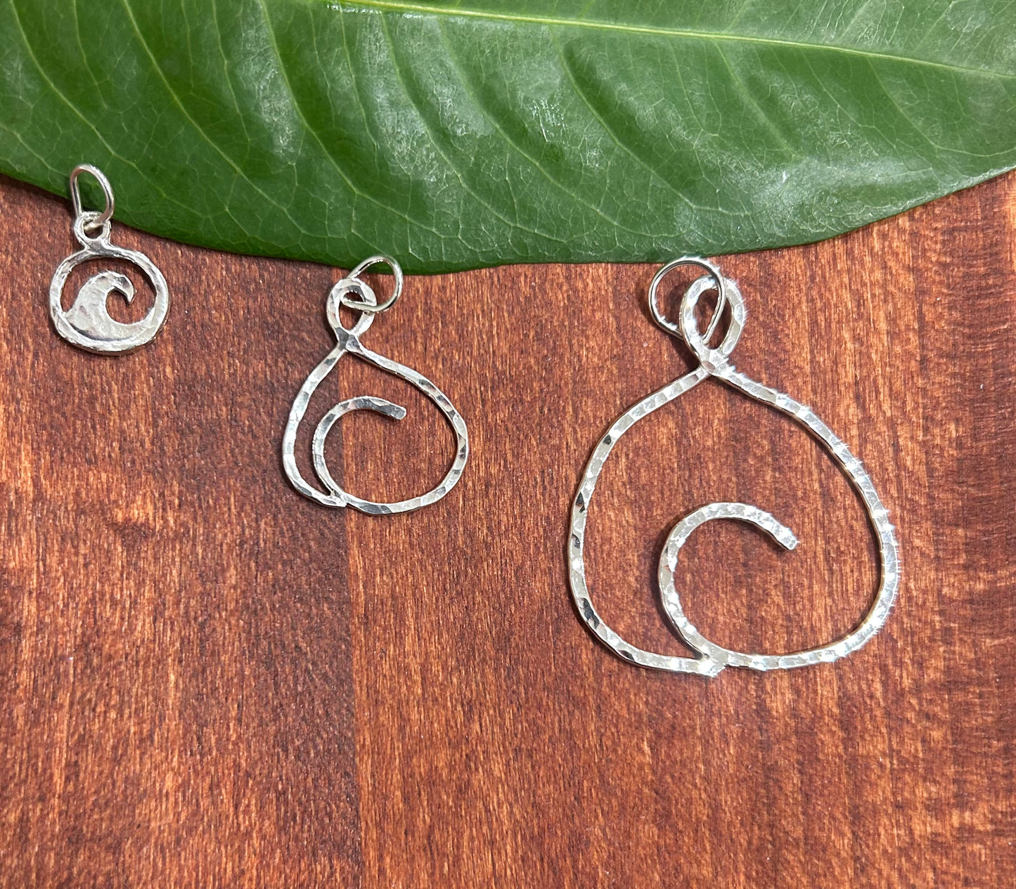 Wave Pendant/Charm