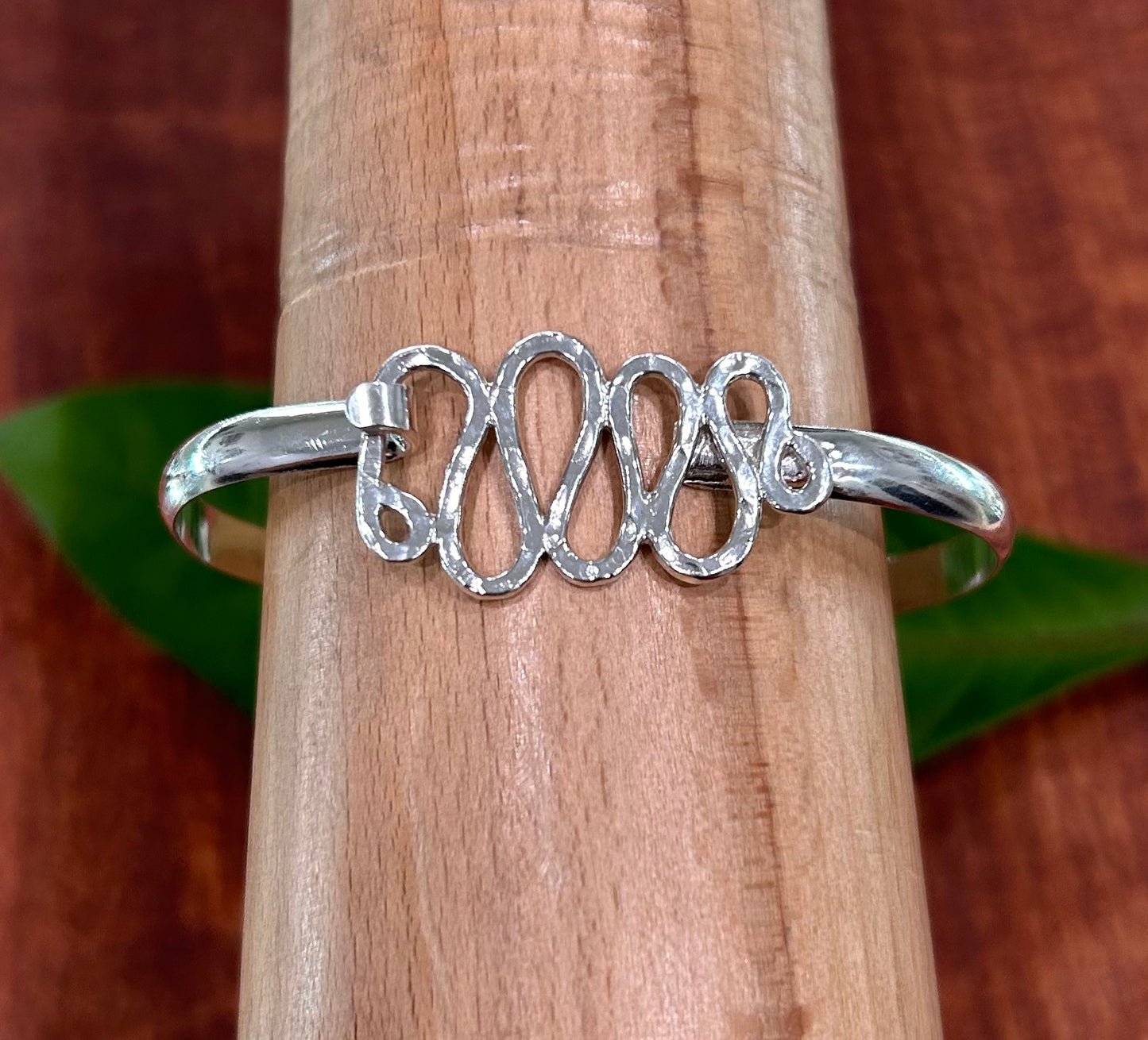 Tsunami Bracelet