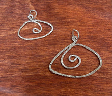 Load image into Gallery viewer, Looking Eye Pendant
