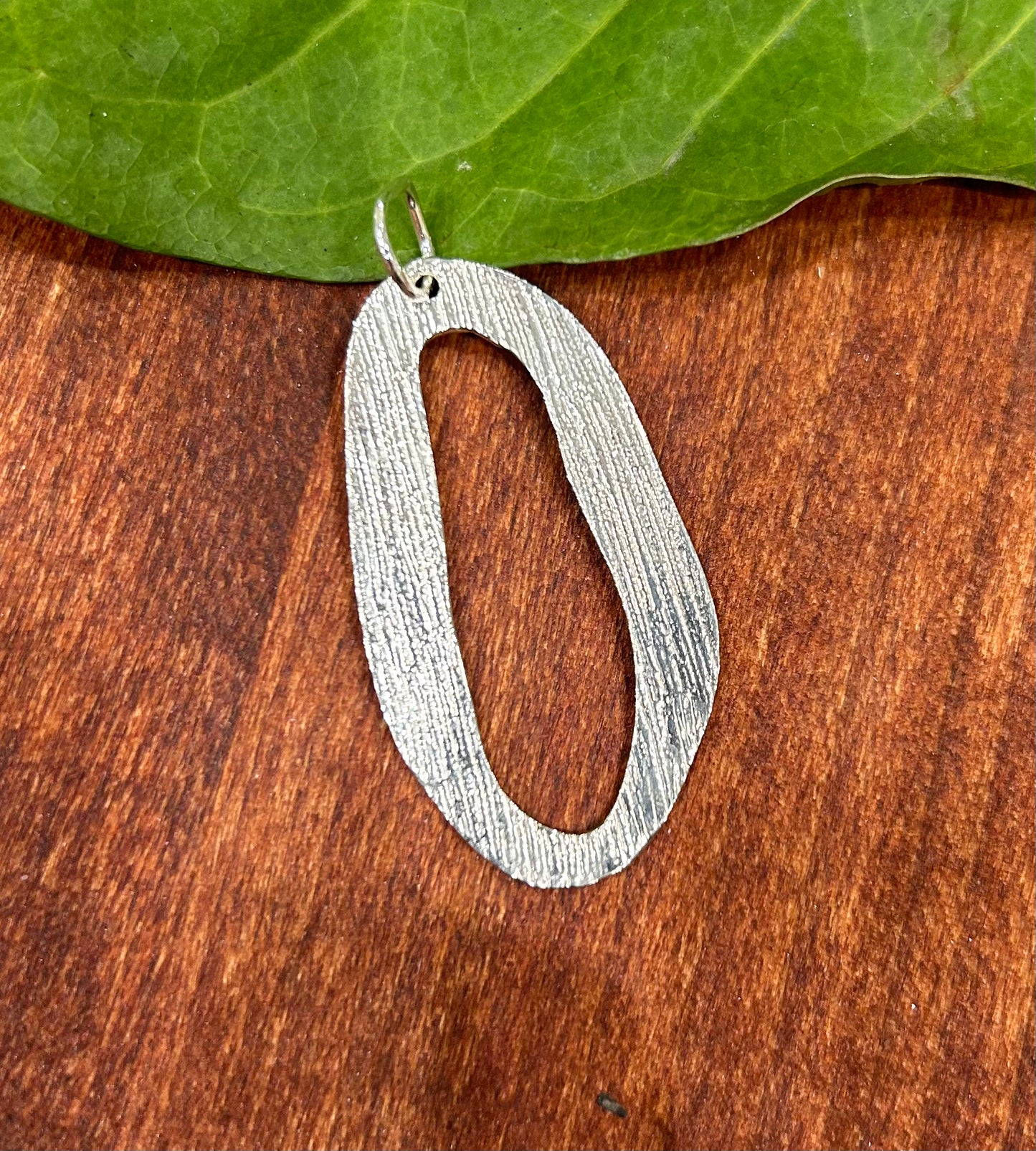 Takiba's Oval Pendant