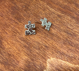 Puzzle Piece Studs