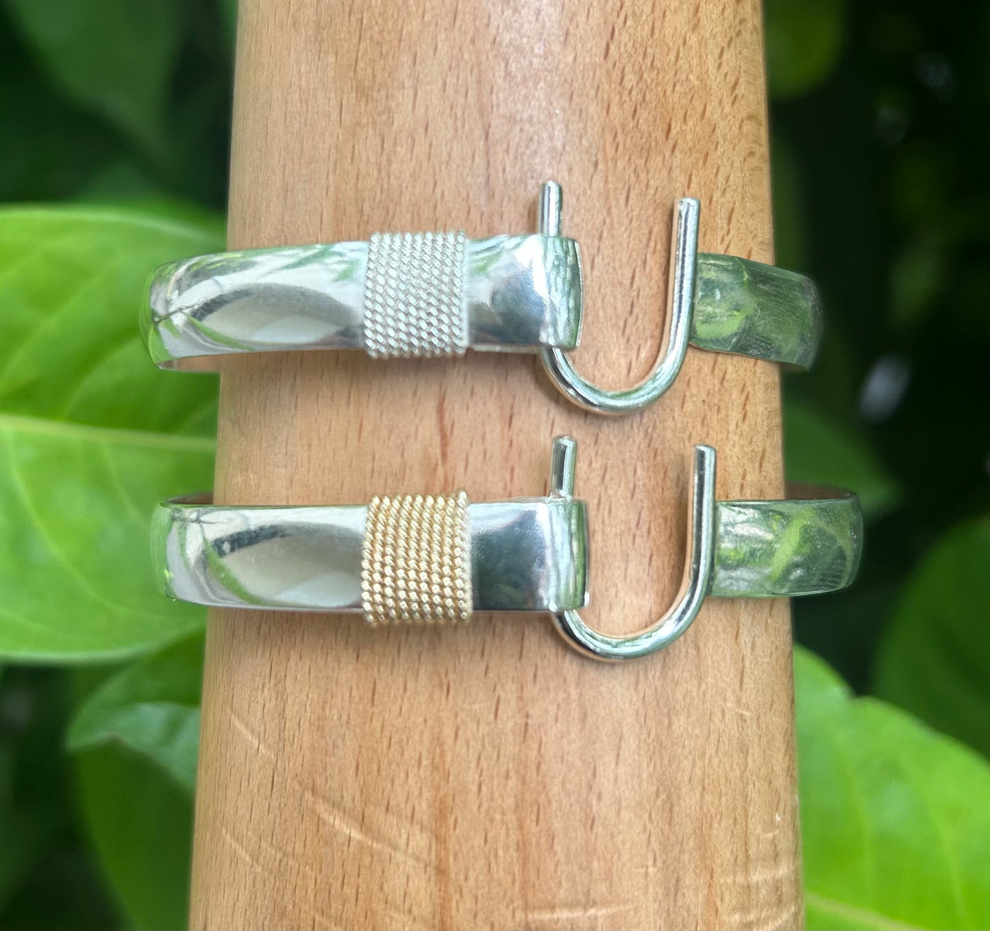 8mm Crucian Hook Bracelet