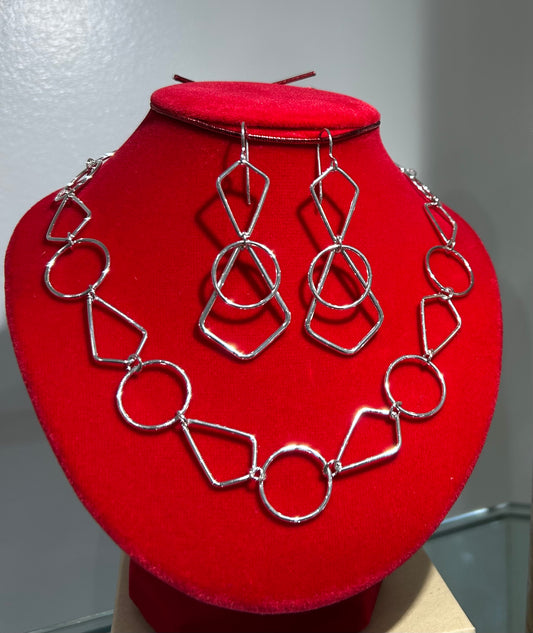 Acrobat Necklace Set