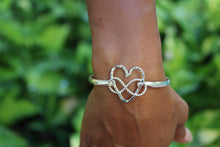 Load image into Gallery viewer, Infinity Love Bracelet
