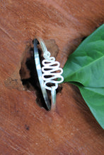 Load image into Gallery viewer, Tsunami Bracelet
