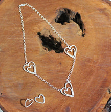 Load image into Gallery viewer, Fall In Love Necklace Set
